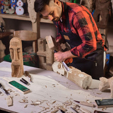 Load image into Gallery viewer, Hutsuls White & Green Strop Compound - Total 5 Oz Get Razor Sharp Edge with Green Honing Compound for Strop, Easy to Use Green & White Stropping Compound for Knives Guide, White Polishing Compound Bar